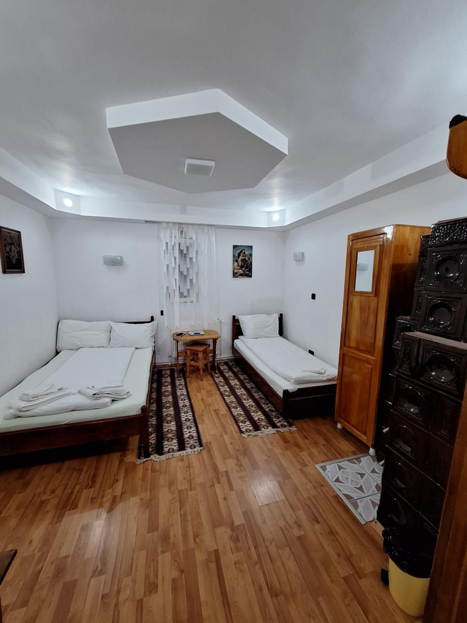 Casa Cu Lavanda Vatra Dornei Buitenkant foto