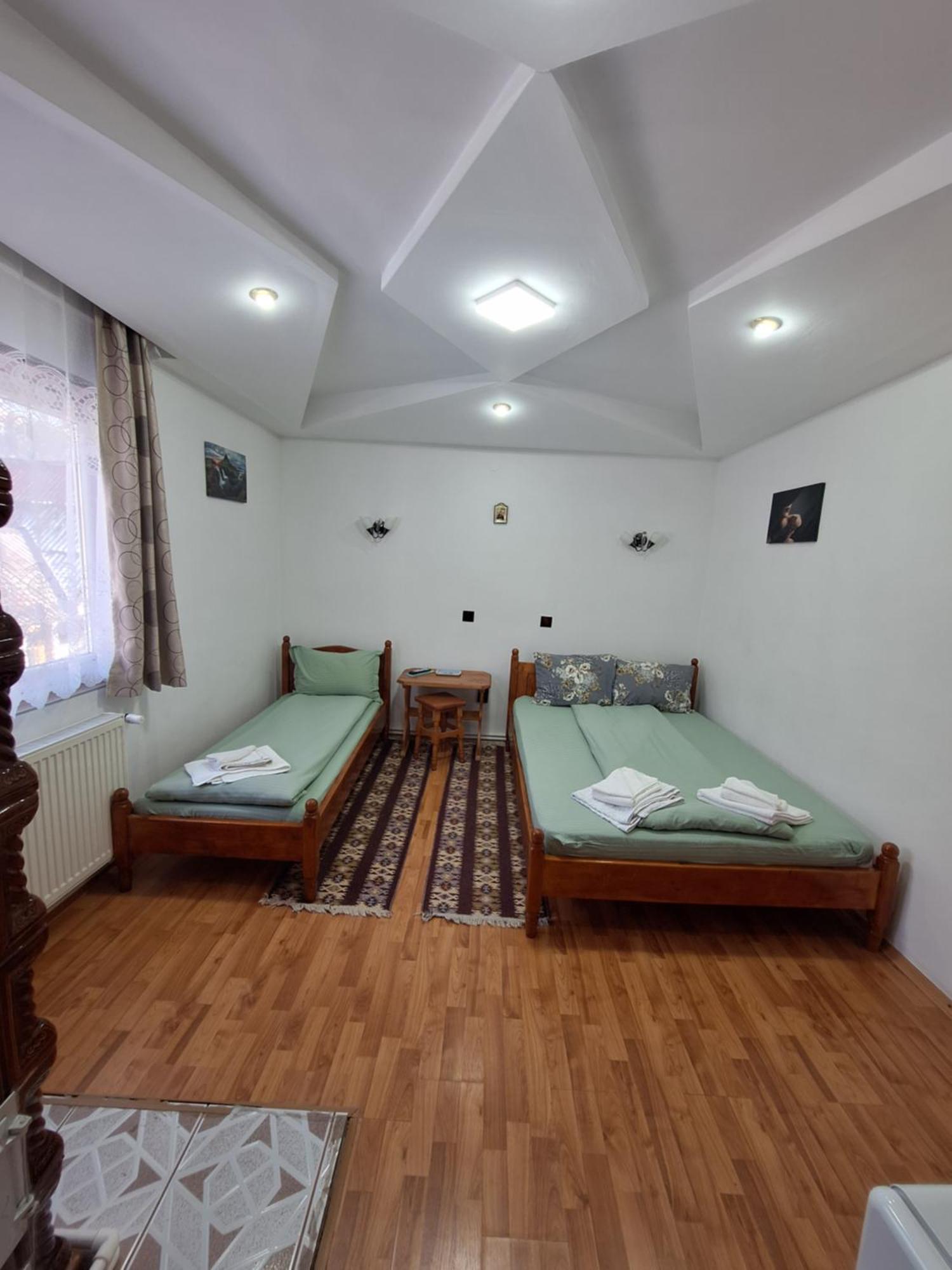 Casa Cu Lavanda Vatra Dornei Buitenkant foto