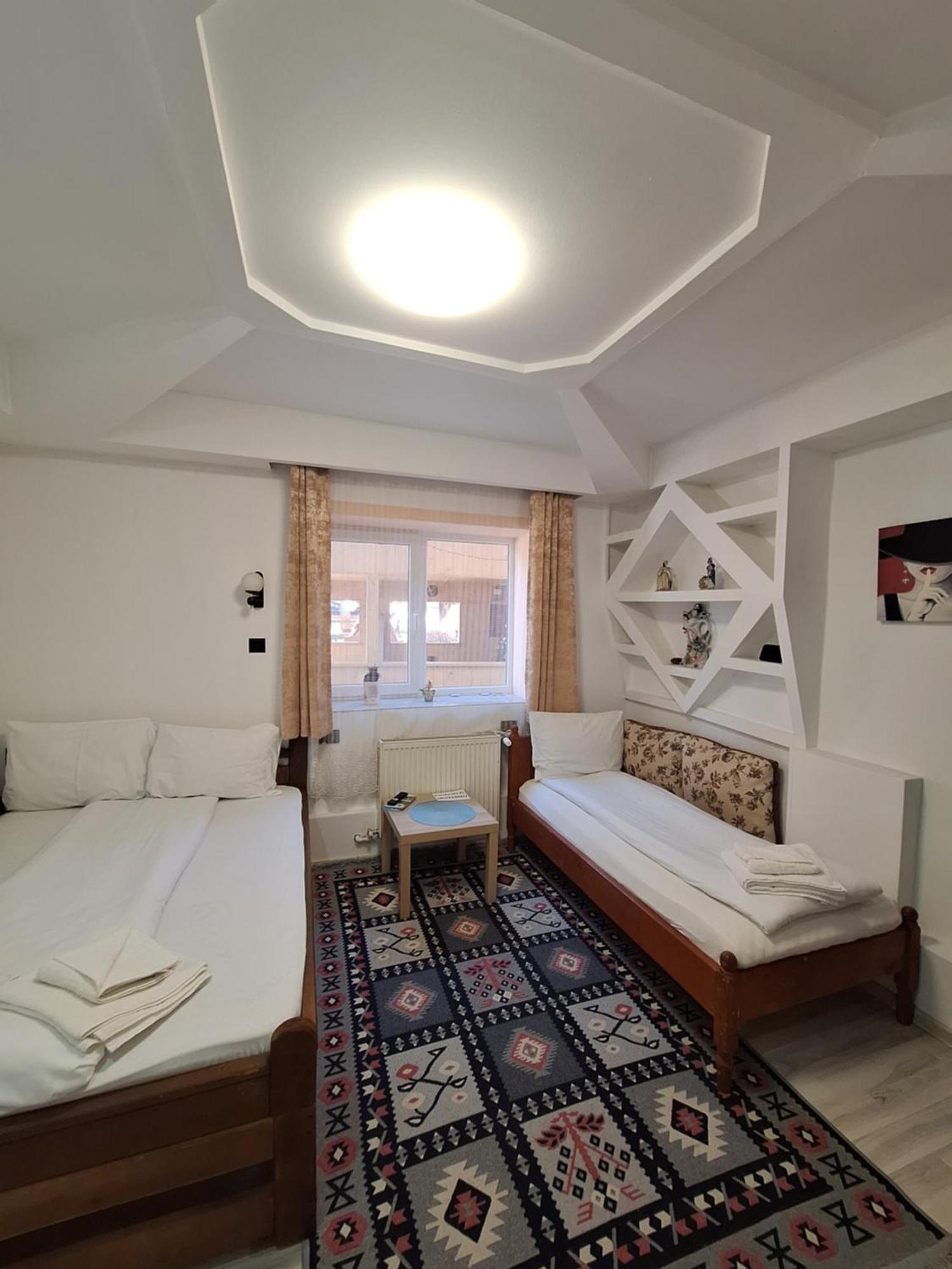 Casa Cu Lavanda Vatra Dornei Buitenkant foto